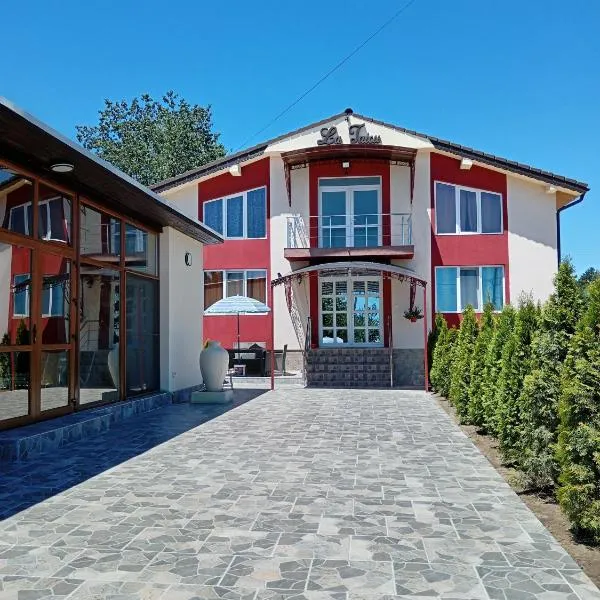 Casa La Taicu, hotel v destinaci Păuneşti