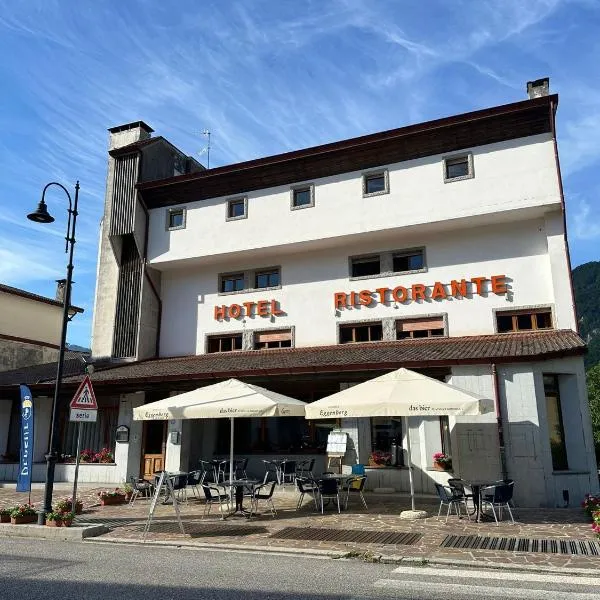 Bike & Bikers Hotel Restaurant, hotell sihtkohas Ampezzo