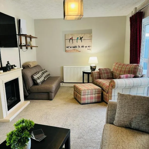 stylish gym Jacuzzi fast WIFI PS5 parking 2 spaces, hotel en Hereford