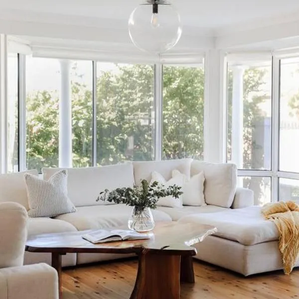 500m to Shelly Beach! Hot SPA & Entertainment Shed, hotel en Long Jetty