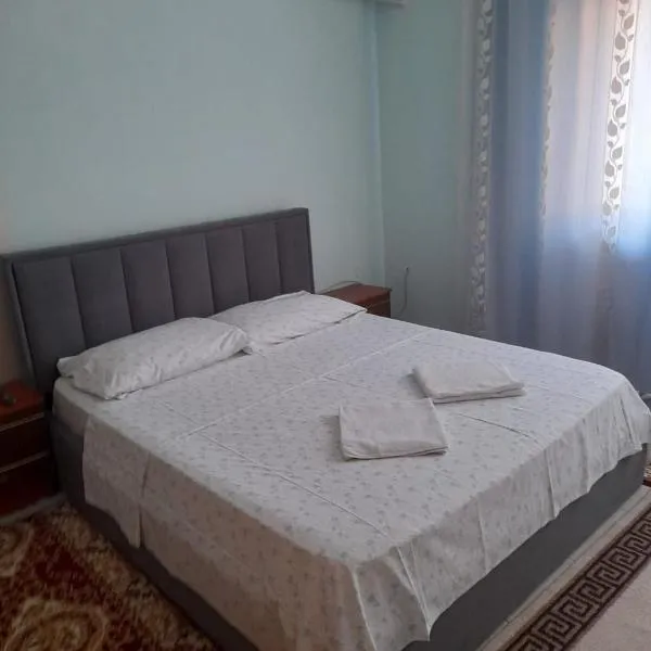 Hotel Luli City Center, hotel in Durrës