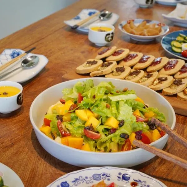 喫茶居 茶蔬食主題民宿 Chih Cha Jyu, hotell sihtkohas Gongguan