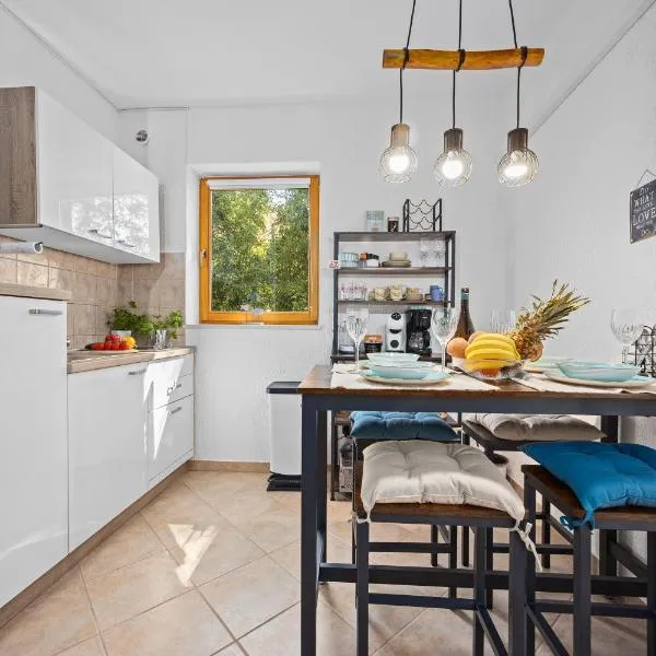 Apartment O'live Rabac Istra, hotel en Rabac