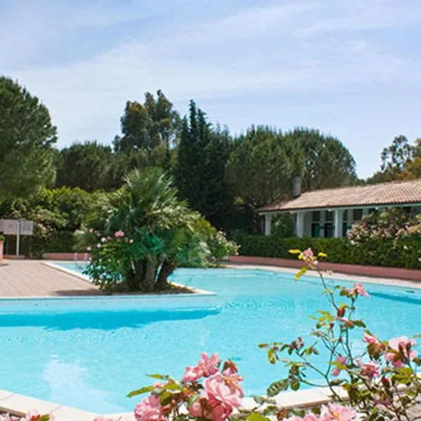 Camping Village Il Gineprino، فندق في مارينا دي بيبونا
