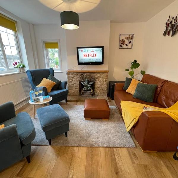 Petham Cottage Stanwick 2 bed sleeps 6, Stanwick