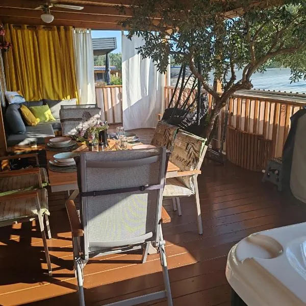 Annika Mar, hotel v destinaci Selce