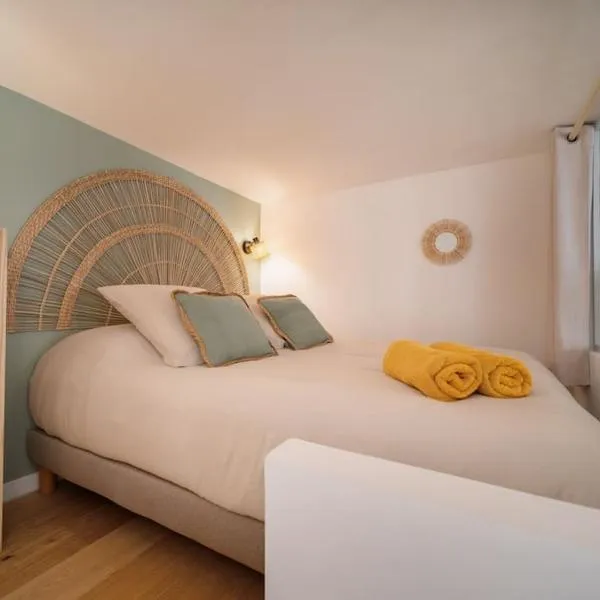 La Cigale - Superbe Studio au coeur du Panier - Les Frères de la Loc', hotel in Marseille