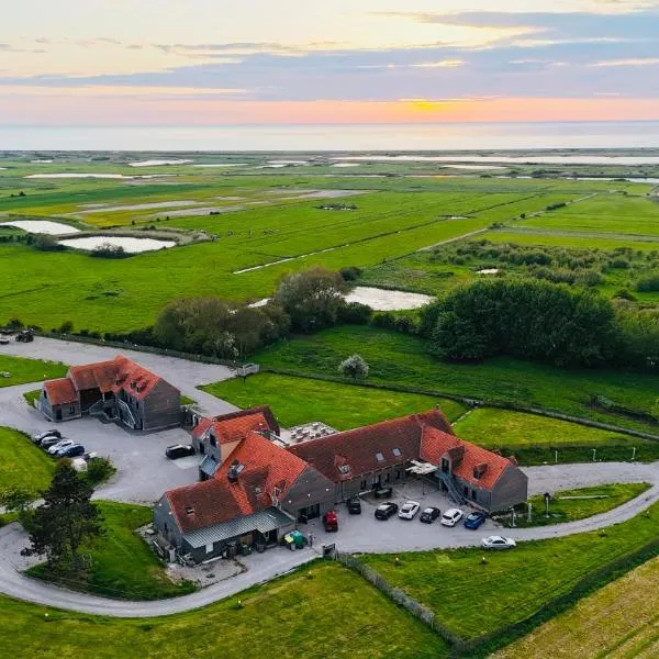 Domaine de la Mer, hotel in Woignarue