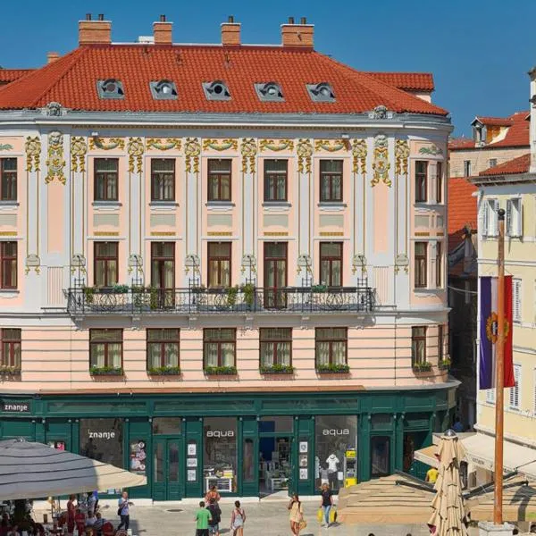 Royal Piazza, hotel ve Splitu