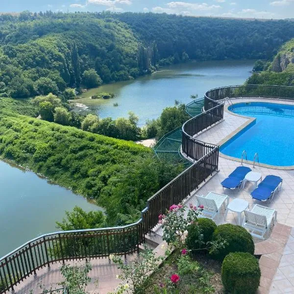 ХОТЕЛ ВИЛА Мая, hotel in Pleven