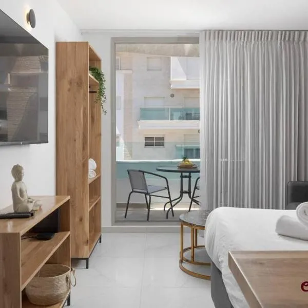 דירה עם מרפסת במתחם סי סייד - By Edomlux, hotel en Eilat