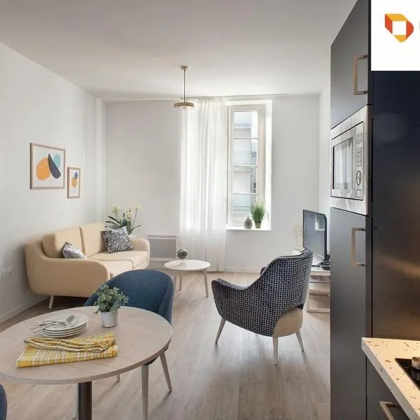 DOMITYS - Manoir Maison Douaud, hotel in Vannes