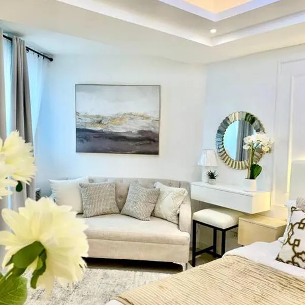 Blissful Bali Studio Azure North, Hotel in San Fernando