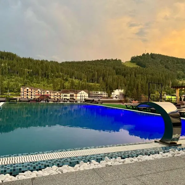 Gold Palace SPA Resort Bukovel – hotel w mieście Bukowel