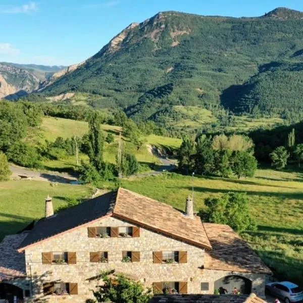 Casa de los avellanos, hotel in Santoréns