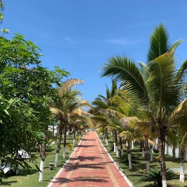 Hotel La Mar Playas, hotel in Playas