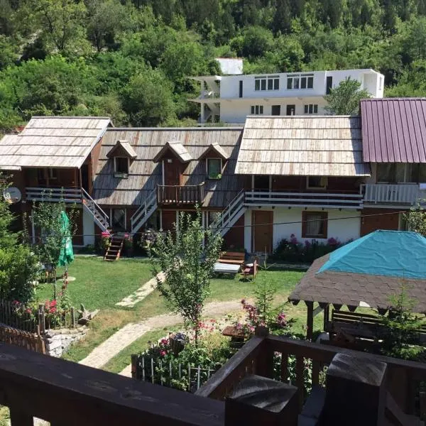 Zariklis, hotel in Theth