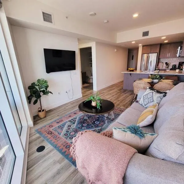 Bayviews Lux One-bedroom Apartment 1min to Petco Park Convention Center Gaslamp Pool, Hot Tub, hotel v San Diegu