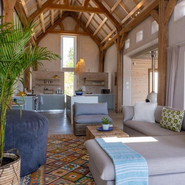 Spacious Post-and-Beam Marvel in quiet McGregor