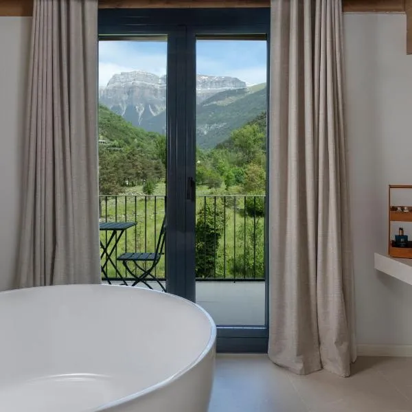 Borda Mondarruego, hôtel à Broto