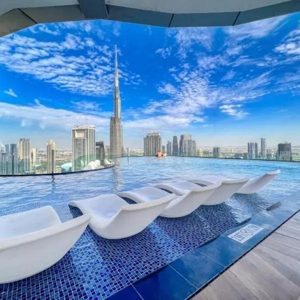 Stylish 2BR at Paramount Hotel Midtown, hôtel à Dubaï