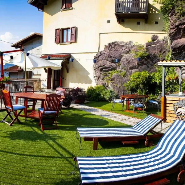 La Casa sulla Roccia, hotel v destinaci Pisogne