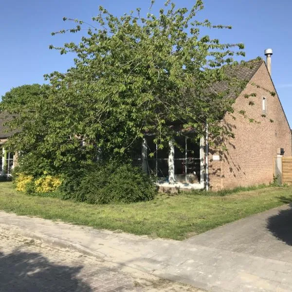 t Schooltje, hôtel à Schoondijke