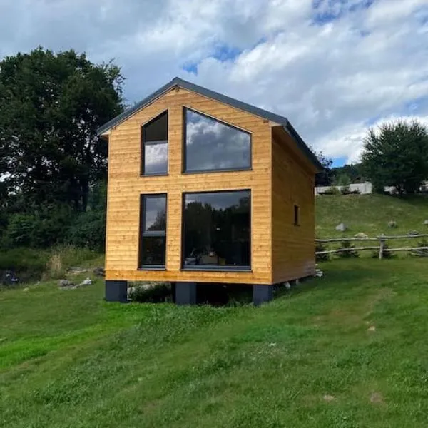 Tiny house & AC, hotel v destinaci Banská Štiavnica
