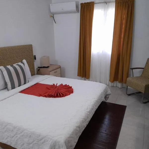 Cattleya Flor Hotel, hotel a Oranjestad