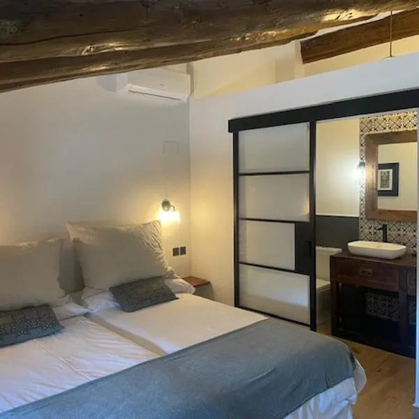 Casa rural El Ralenco, hotel in Lécera