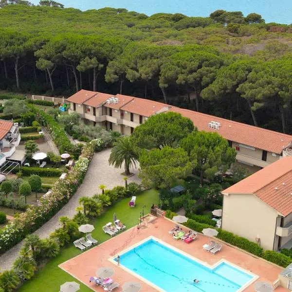 Oleandri Suite Hotel, hotel a Vada