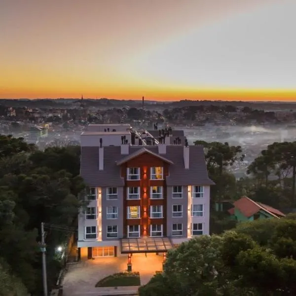 Aconchegante Flat em Canela - RS - Serra Class、カネラのホテル