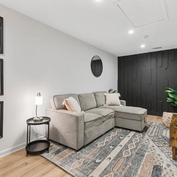 Chic 1BR Oasis Ideal Retreat near Six Flags, hotel em Austell