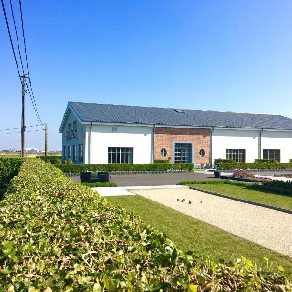 Charmehotel Kruishof, hotel in Ostend