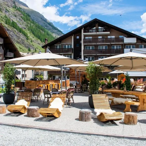 Schweizerhof Zermatt - a Small Luxury Hotel，位于采尔马特的酒店