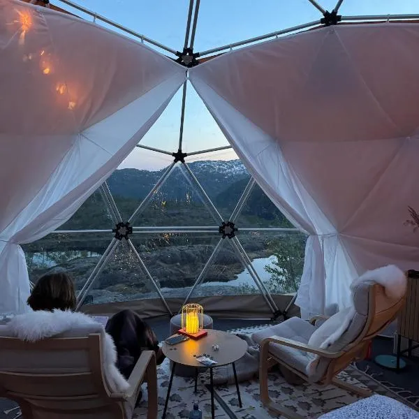 Handeland Lodge I Arctic Dome, hótel í Sauda