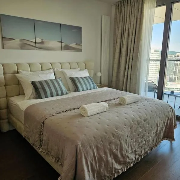 Eurovea Tower - Luxury in Heaven, hotel v destinaci Ovsište