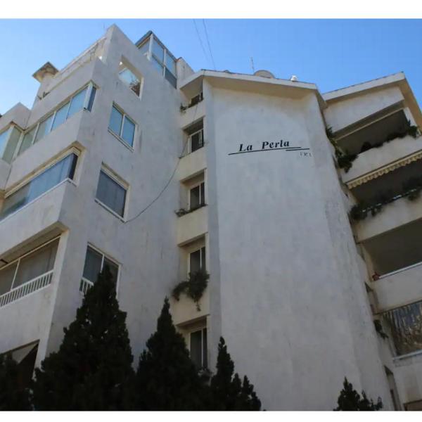 Luxury Apartment Koneytra 2 Bedrooms - 2 Baths, Бикфайя