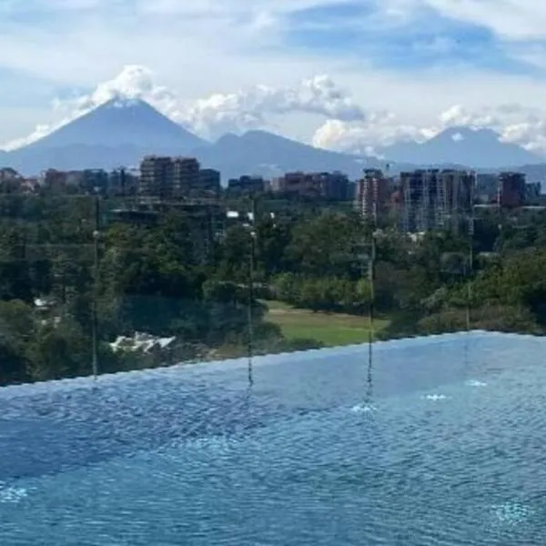 DN2A-Great location with patio and pool, hotel a Guatemala