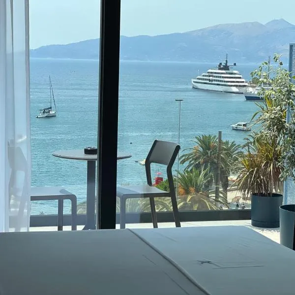 Victoria Boutique Hotel, מלון בסרנדה