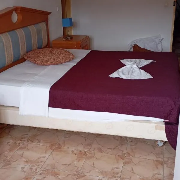 Edu Horizonte, hotel in Calheta de São Miguel