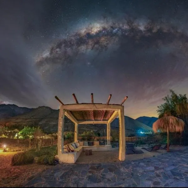 Reset Elqui, ξενοδοχείο σε Alcoguaz