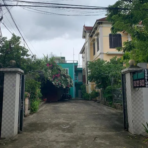 Nhà Nghỉ Long Lưu, hôtel à Vinh