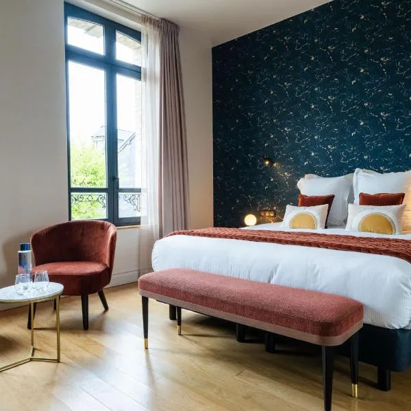 L'INVITATION AU VOYAGE - Hôtel & Spa: Honfleur şehrinde bir otel