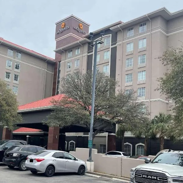 La Quinta by Wyndham San Antonio Airport, Hotel in San Antonio