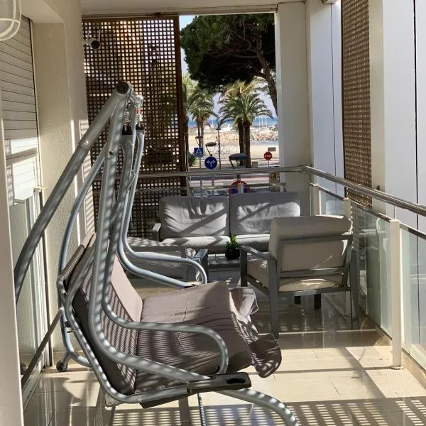 SOLIMAR 10 SALOU Solo FAMILIAS con Parking y piscina, hotel v destinaci Salou