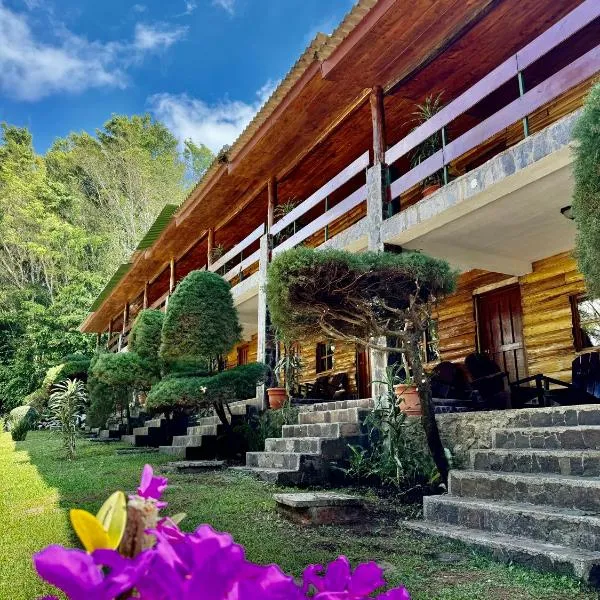 Hotel y Restaurante Alicante de Montaña, El Salvador, hotel in Los Tablones