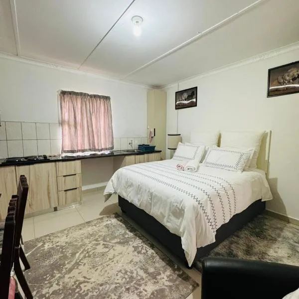 4 Centenary Road Ixopo, hotel di Ixopo