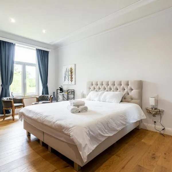 Nuit de rêve au château de Saint Vitu 102, hotell i Tinlot