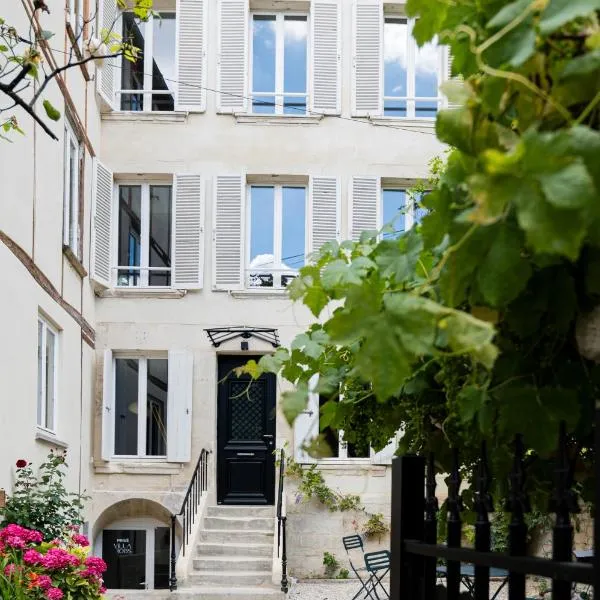 Villa Robs - Appartements tout confort, TV connectée, Haut débit, Localisation idéale - Courts séjours & Affaires, hotel in Caen